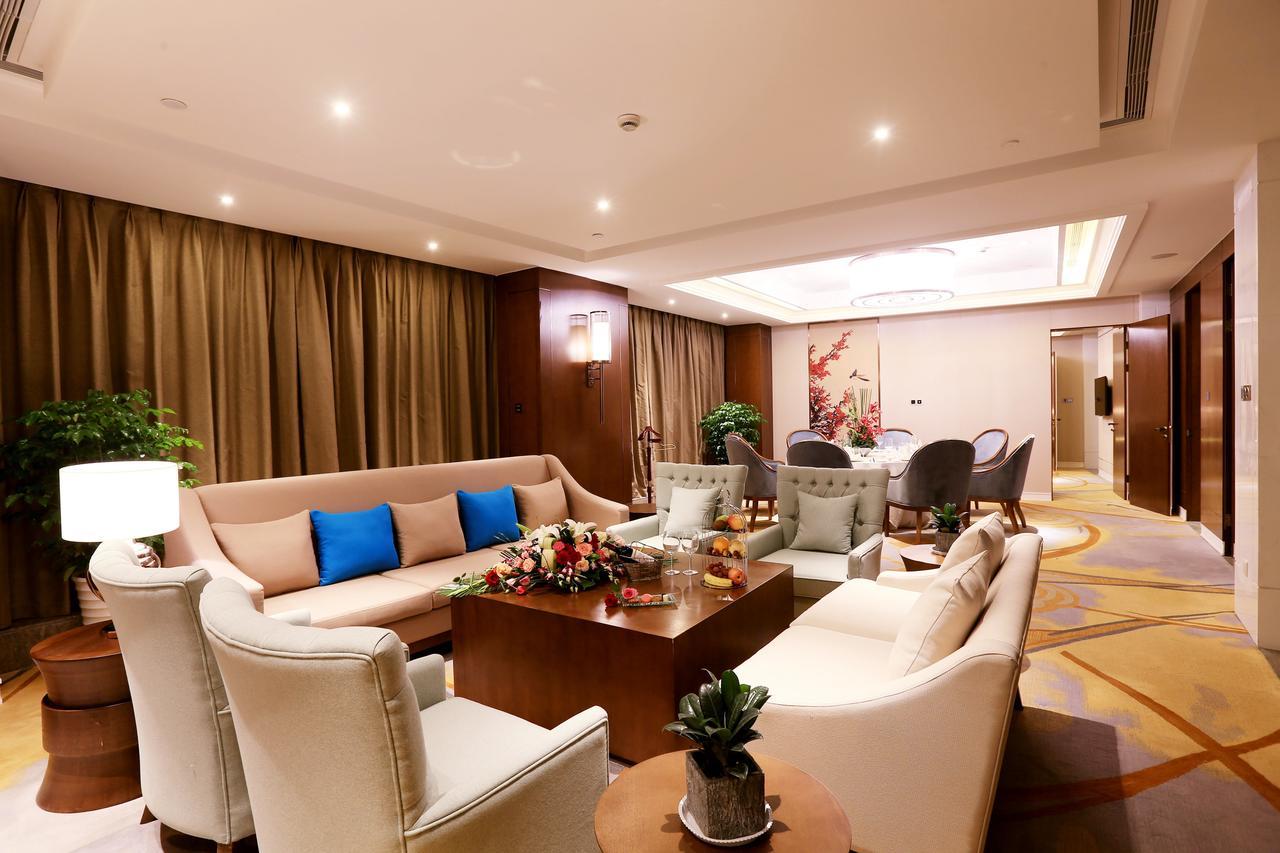 Howard Johnson Xiangyu Plaza Linyi Linyi (Shandong) Exterior foto