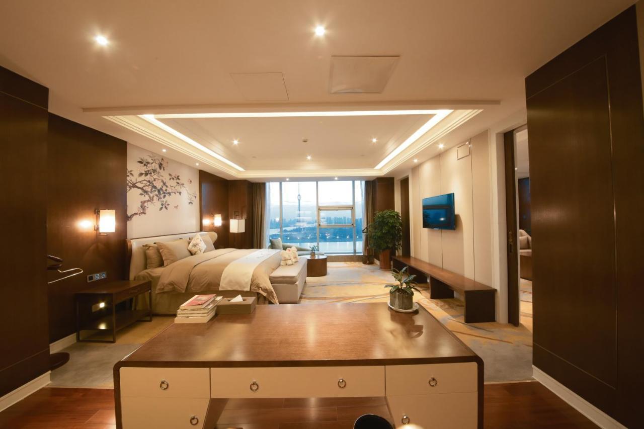 Howard Johnson Xiangyu Plaza Linyi Linyi (Shandong) Exterior foto